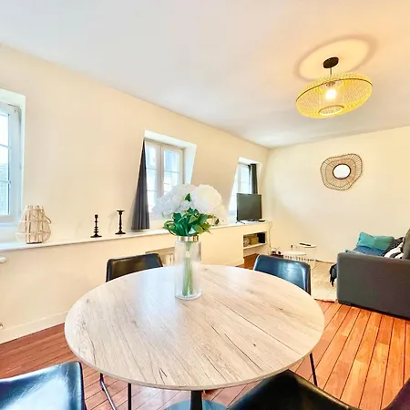 Centre - - Le Vauban - Lumineux - Centre - Proche Boutiques Et Restaurants 아파트 *